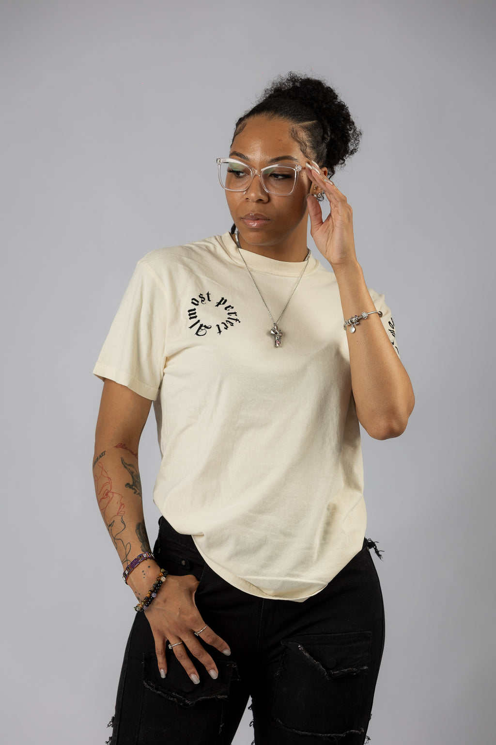 Almost perfect pocket Tee