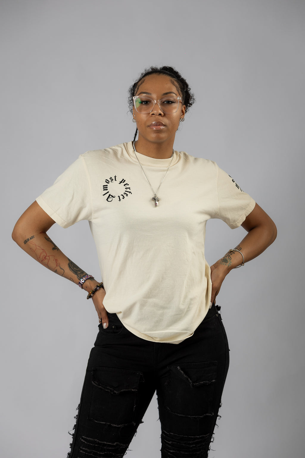 Almost perfect pocket Tee