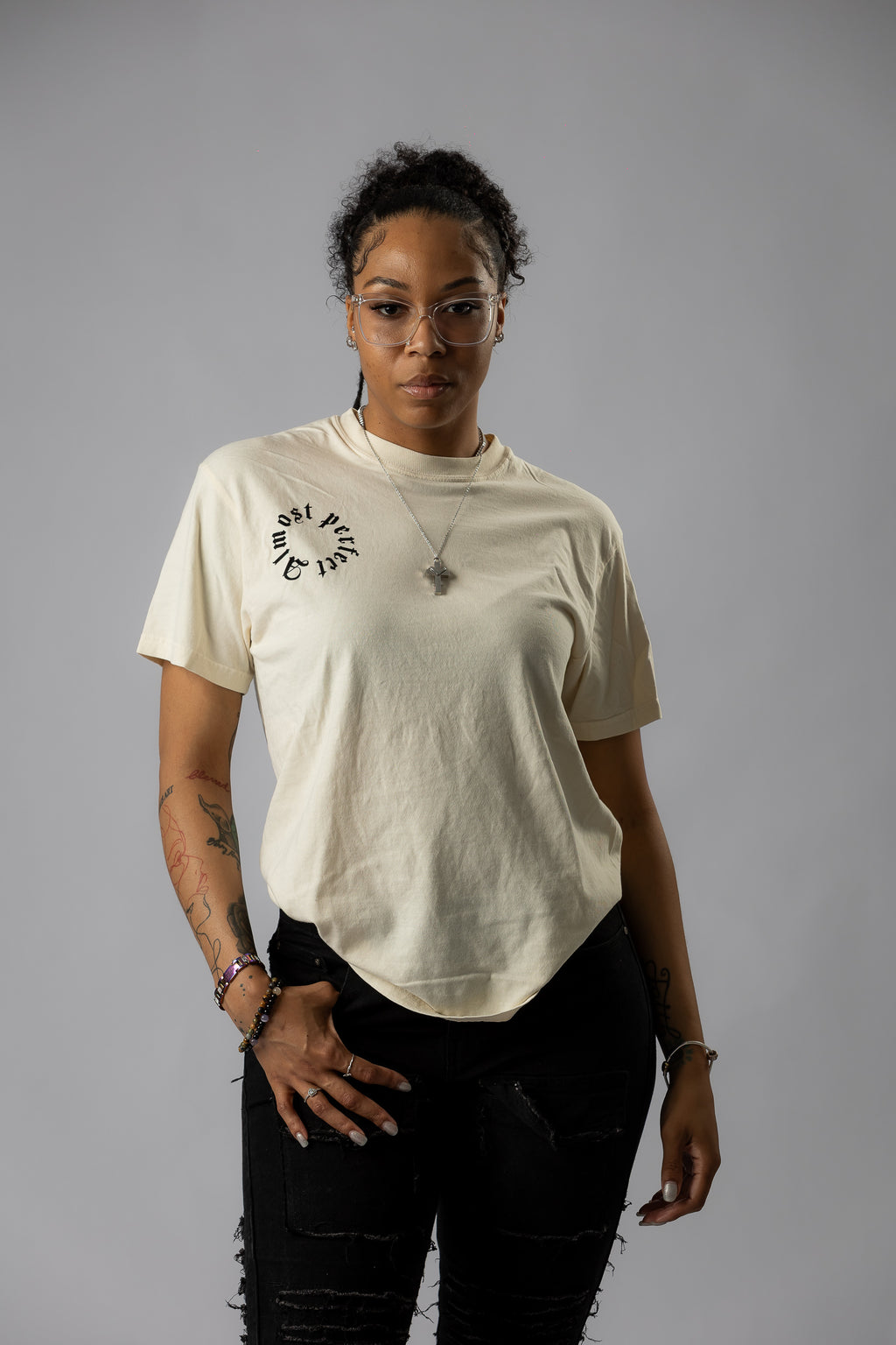Almost perfect pocket Tee