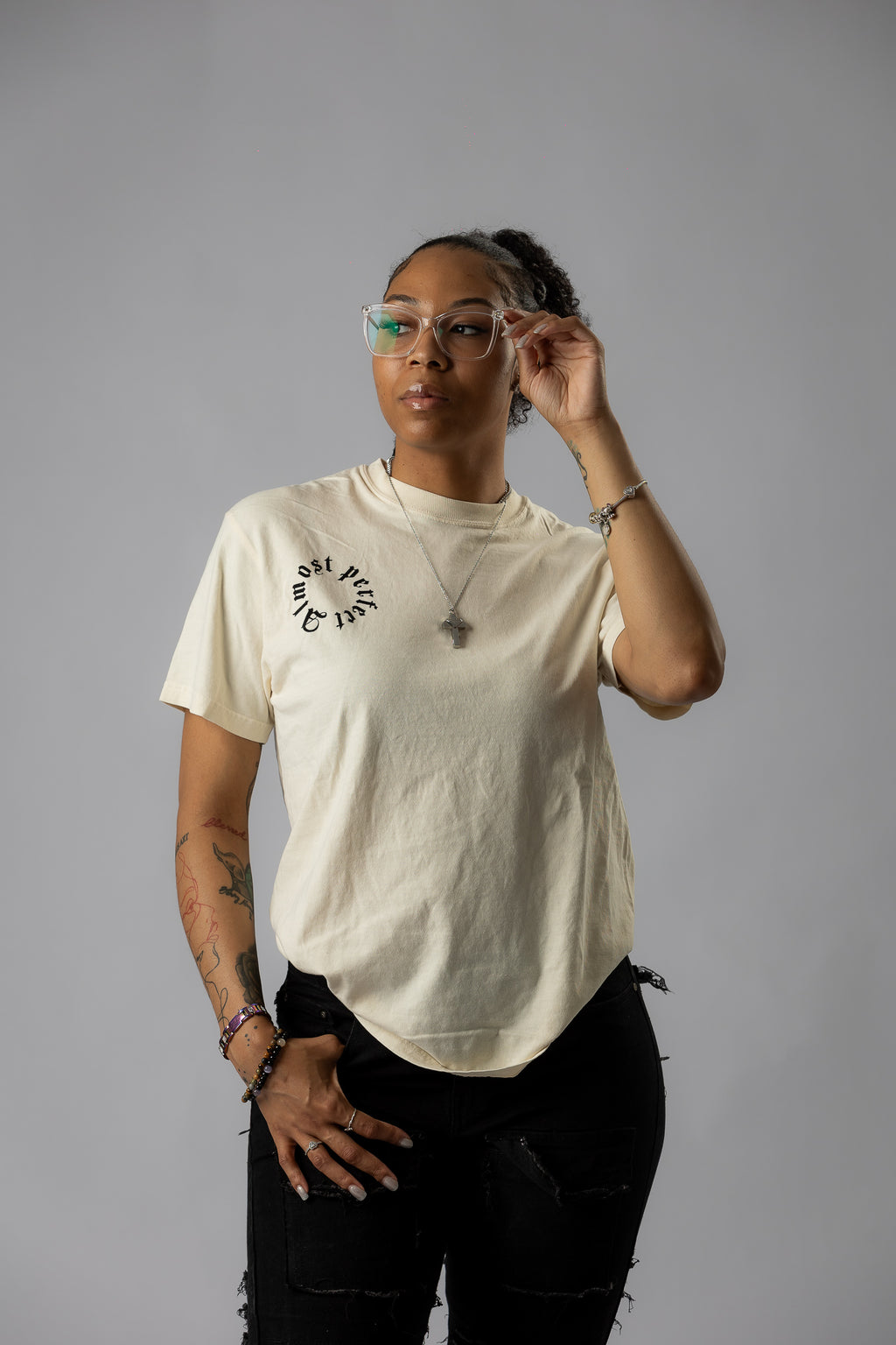 Almost perfect pocket Tee